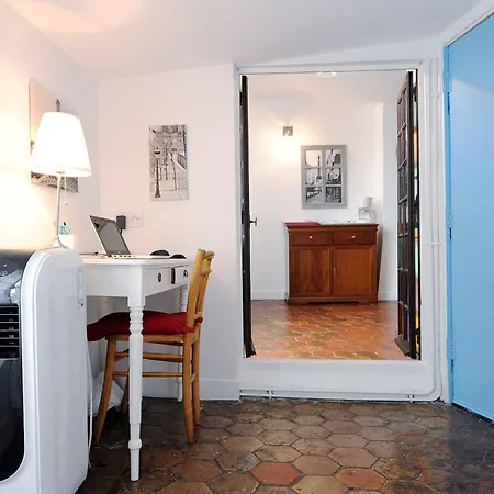 Appartamento Rooftop Le Marais 1 Bedroom Parigi