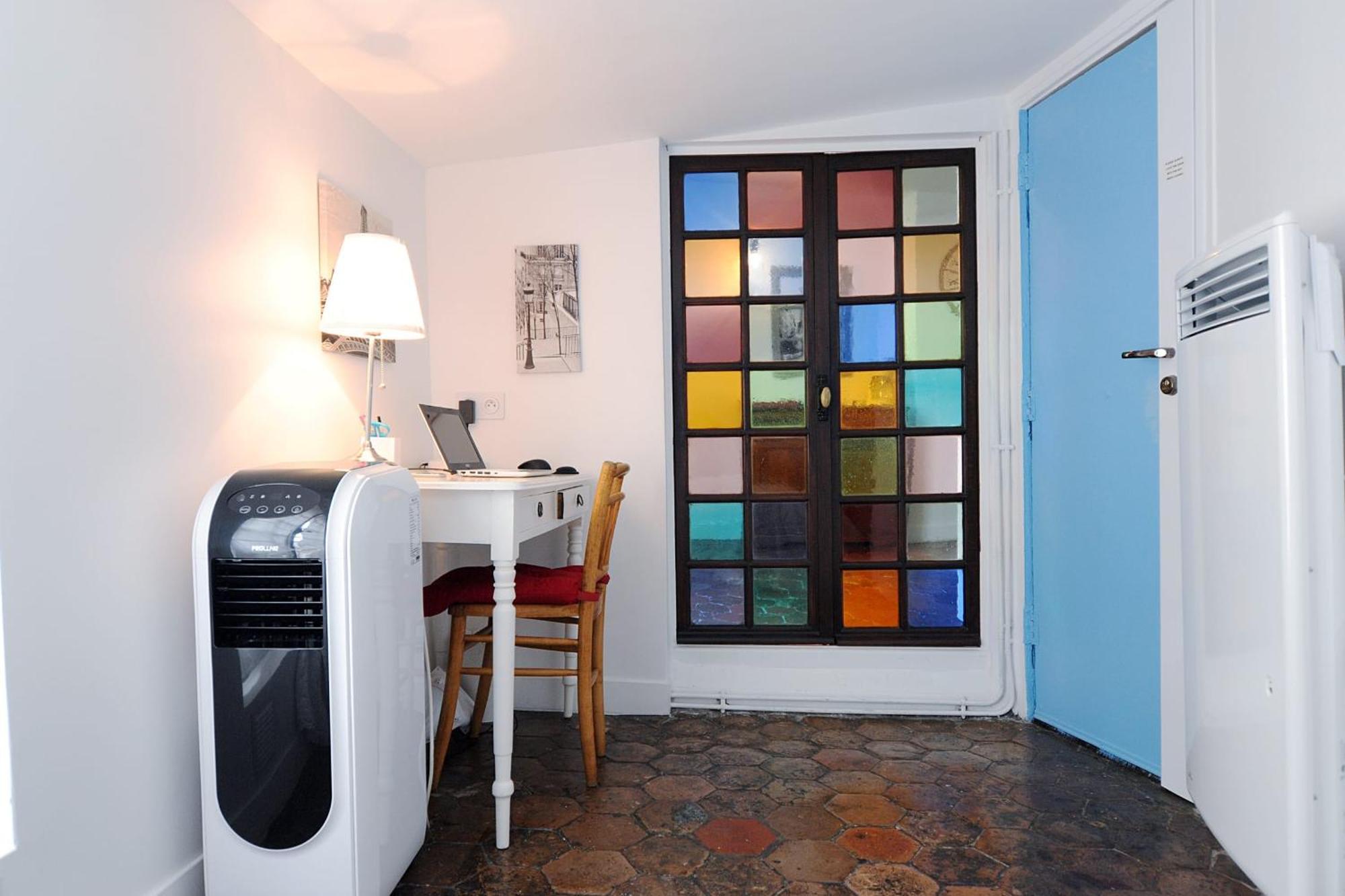 Rooftop Le Marais 1 Bedroom *